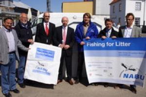 Fishing for Litter: Müllproben aus der Nordsee werden analisiert