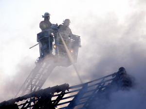 Elektrogeräte sind potentielle Gefahrenquellen für Wohnungsbrände